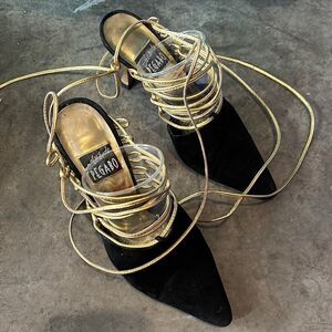 Vintage 7.5 Black + Gold Attitude Pegabo Closed Toe Ankle Wrap Stiletto Heels